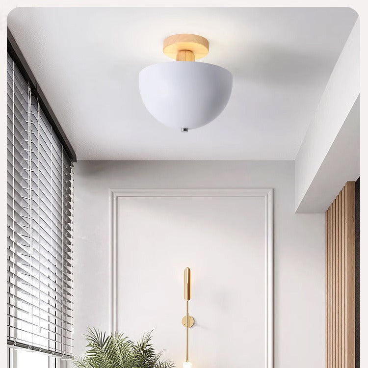 Moderne minimalistische runde Kuppel Eisen Holz 1-Licht Semi-Flush Mount Deckenleuchte für Wohnzimmer 
