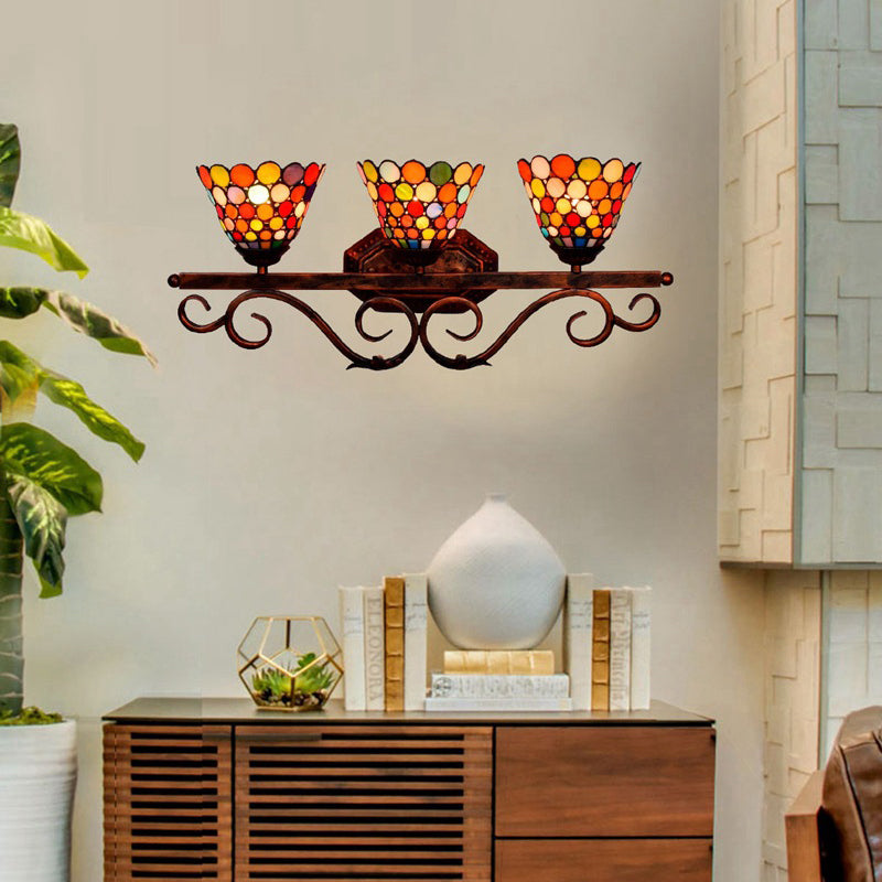 Applique murale traditionnelle Tiffany Cone Lace en verre teinté fer à 3 lumières pour chambre 