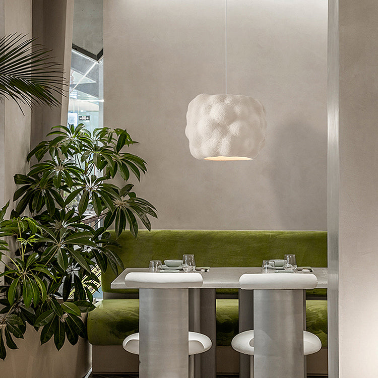Lustre suspendu moderne minimaliste cylindrique irrégulier concave en polystyrène à haute densité à 1 lumière pour salon 