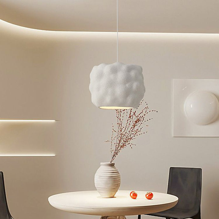 Lustre suspendu moderne minimaliste cylindrique irrégulier concave en polystyrène à haute densité à 1 lumière pour salon 