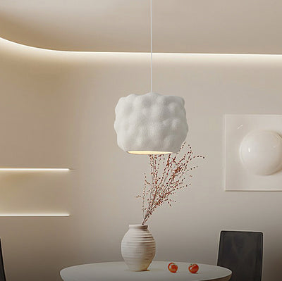 Lustre suspendu moderne minimaliste cylindrique irrégulier concave en polystyrène à haute densité à 1 lumière pour salon 