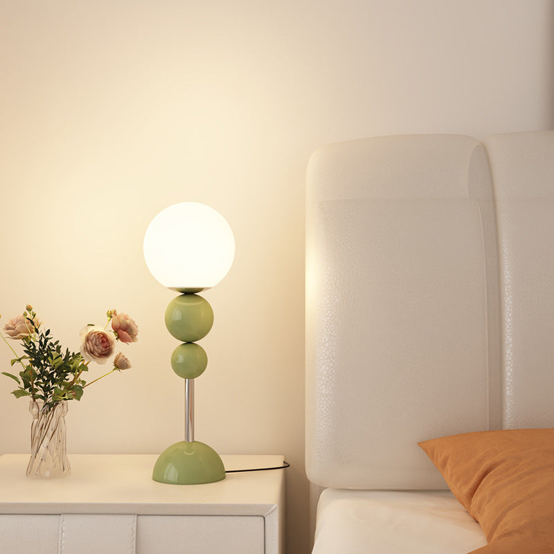 Moderne minimalistische Multi Orb Eisen Kunststoff 1-Licht Tischlampe für Schlafzimmer 