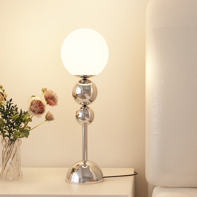 Moderne minimalistische Multi Orb Eisen Kunststoff 1-Licht Tischlampe für Schlafzimmer 