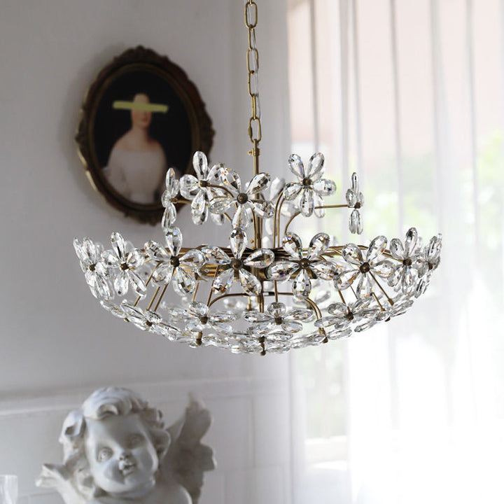 Lustre traditionnel français en cuivre avec fleurs en cristal rond, 6/8 lumières pour le salon 