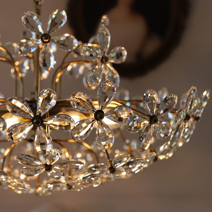 Lustre traditionnel français en cuivre avec fleurs en cristal rond, 6/8 lumières pour le salon 