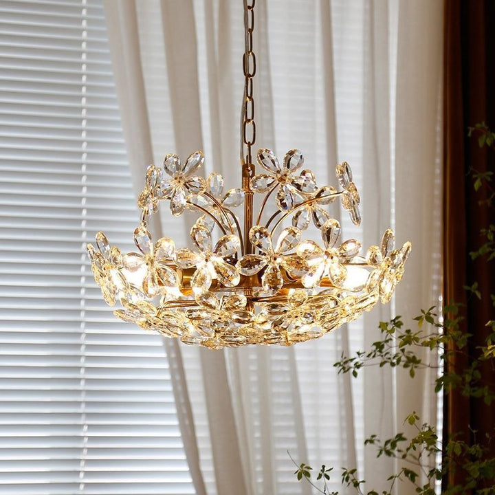 Lustre traditionnel français en cuivre avec fleurs en cristal rond, 6/8 lumières pour le salon 