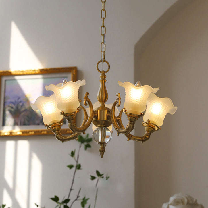 Lustre traditionnel français à tige courbée en laiton avec fleurs en verre 3/5 lumières pour salon 