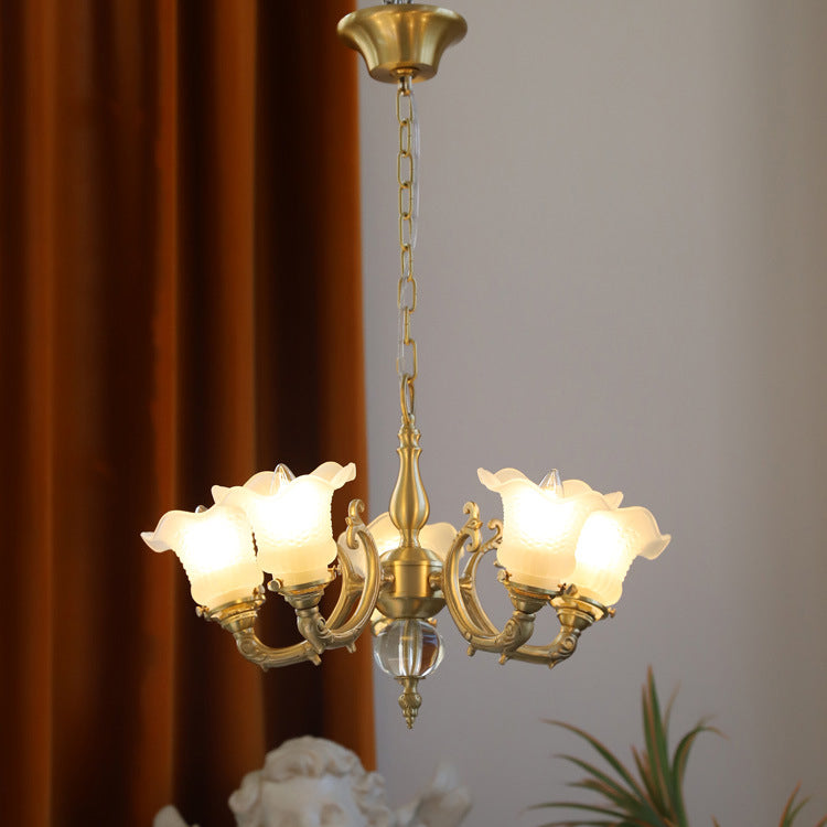 Lustre traditionnel français à tige courbée en laiton avec fleurs en verre 3/5 lumières pour salon 