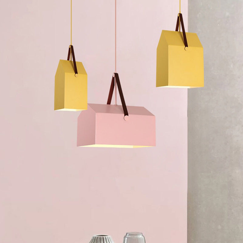 Suspension lumineuse moderne minimaliste en fer trapézoïdal rectangulaire à 1 lumière pour salon 