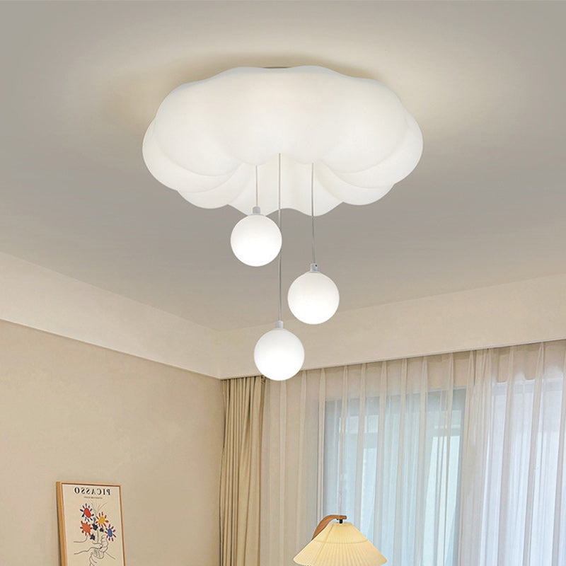 Zeitgenössische kreative Wolken-Kugel-Bogen-Eisen-PET LED-Bündig-Einfassungs-Deckenleuchte für Schlafzimmer 