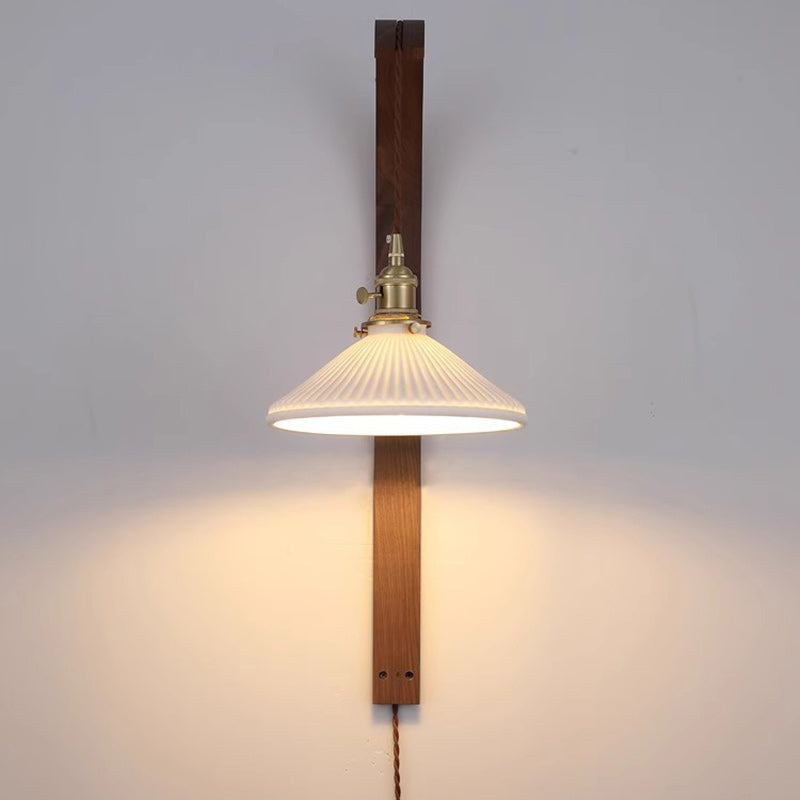 Traditionelle japanische lange runde konische Keramik Schatten Holz 1-Licht Wandleuchte Lampe für Wohnzimmer 