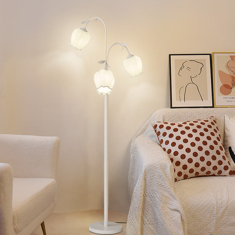 Lampadaire moderne minimaliste avec longue fleur, cadre en fer, abat-jour en verre, 2/3 lumières pour salon 