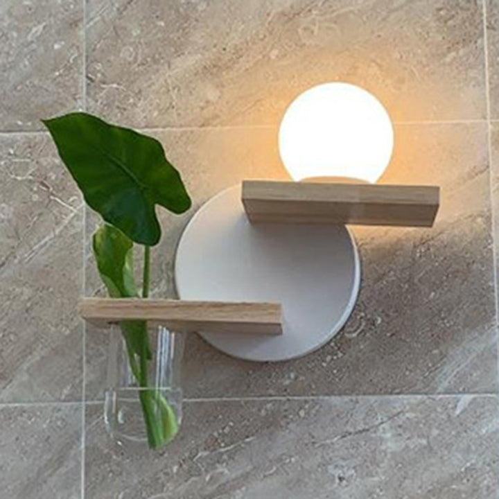 Applique murale 1 lumière en verre, bois et fer avec vase rond orbe de simplicité moderne pour salon 