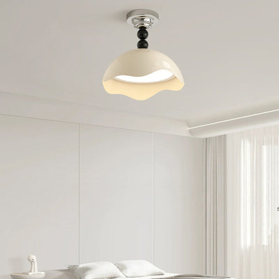 Plafonnier semi-encastré à LED en aluminium, fer et acrylique en forme d'œuf à dôme rond créatif contemporain pour salon 