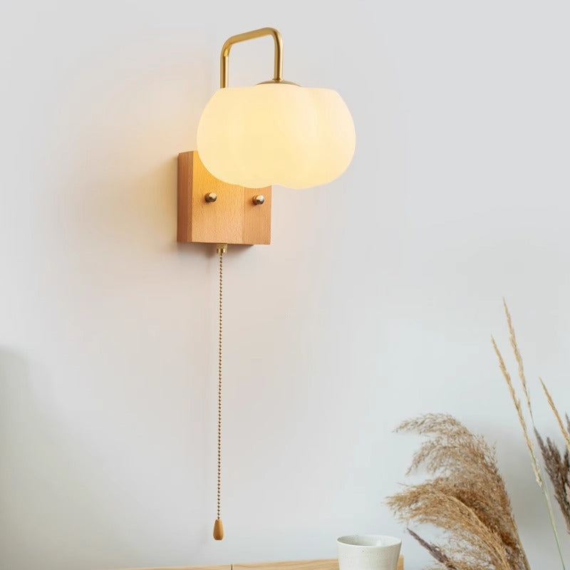 Applique murale 1 lumière en forme de citrouille carrée minimaliste moderne avec base en bois et abat-jour en plastique et fer pour salon 