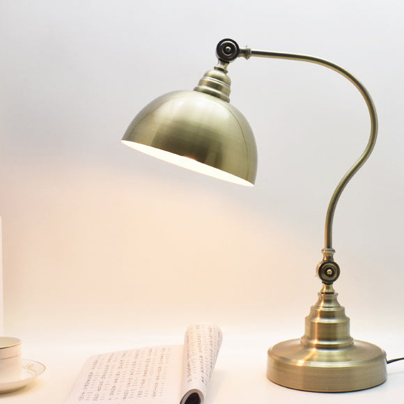 Lámpara de mesa de 1 luz con estructura de hierro y cúpula curva vintage tradicional para dormitorio 