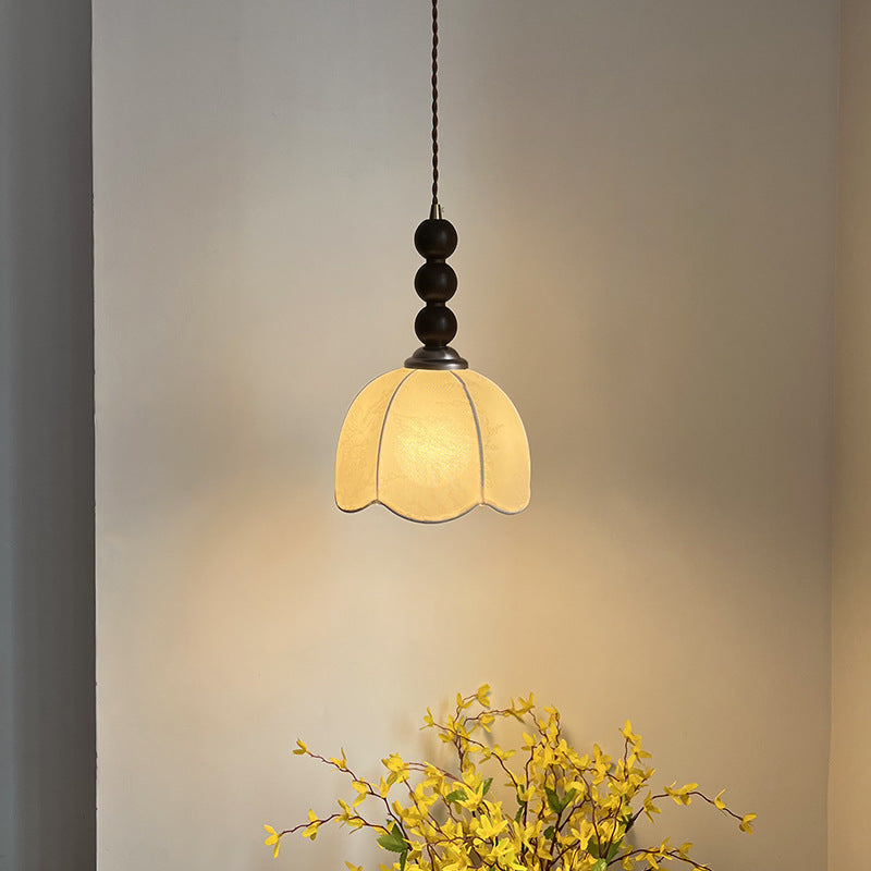 Lustre Suspendu 1-Lumière avec Abat-Jour en Tissu et Matériel en Bois, Perles Rondes Vintage Traditionnelles pour Salon 