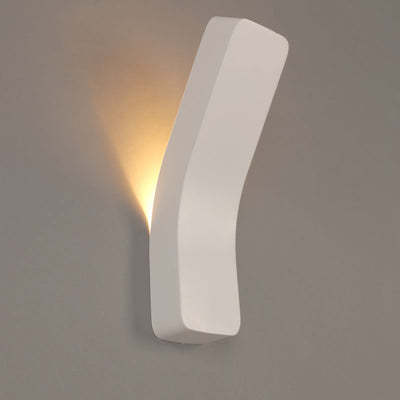 Lampe murale 1 lumière avec abat-jour rectangulaire incurvé minimaliste moderne en fer pour salon 
