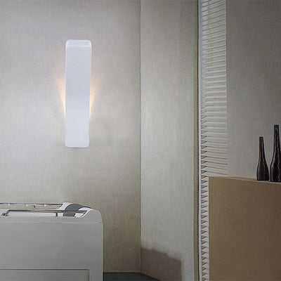 Lampe murale 1 lumière avec abat-jour rectangulaire incurvé minimaliste moderne en fer pour salon 