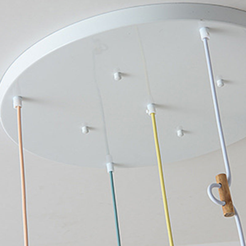 Suspension lumineuse contemporaine nordique ronde plissée en bois et ciment à 1 lumière pour salon 