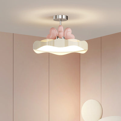 Luz de techo semiempotrada LED de PU acrílico de hierro con forma de corazón de onda redonda creativa contemporánea para dormitorio 