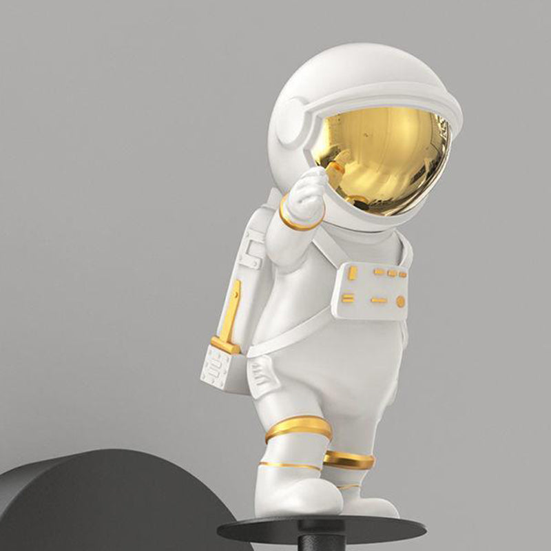 モダンミニマリストオーブ宇宙飛行士鉄樹脂アクリルLEDウォールスコンスランプベッドルーム用 