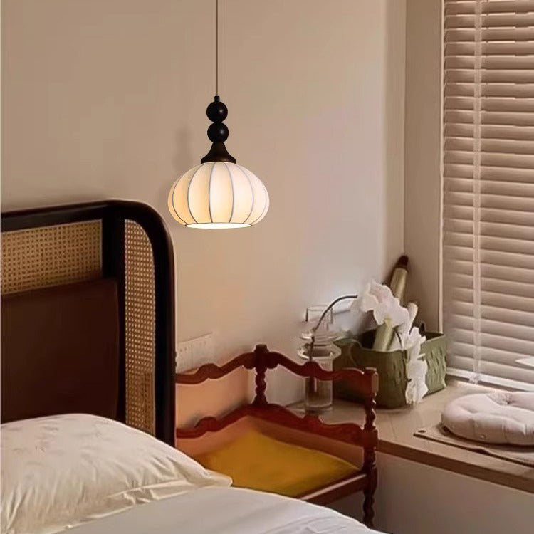 Lustre suspendu 1 lumière de style japonais traditionnel ovale rond en grain de bois avec cadre en fer et abat-jour en tissu pour salon 