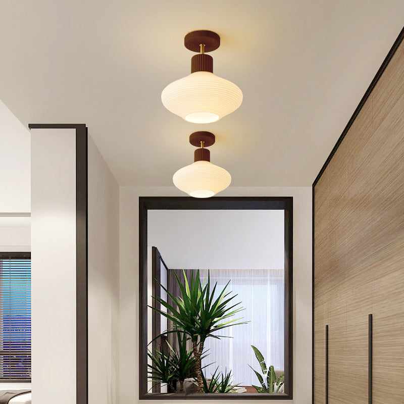 Luz de techo semiempotrada de 1 luz con pantalla de vidrio redonda ovalada de rayas minimalista moderna con marco de madera para pasillo 