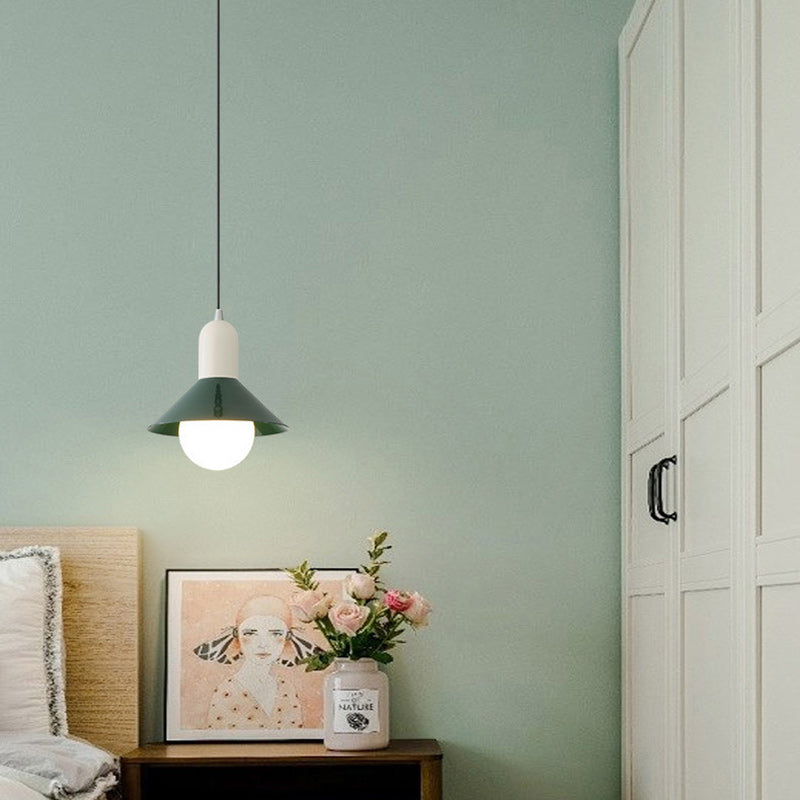 Lámpara colgante de 1 luz con pantalla de hierro en forma de cono redondo contemporáneo para dormitorio 
