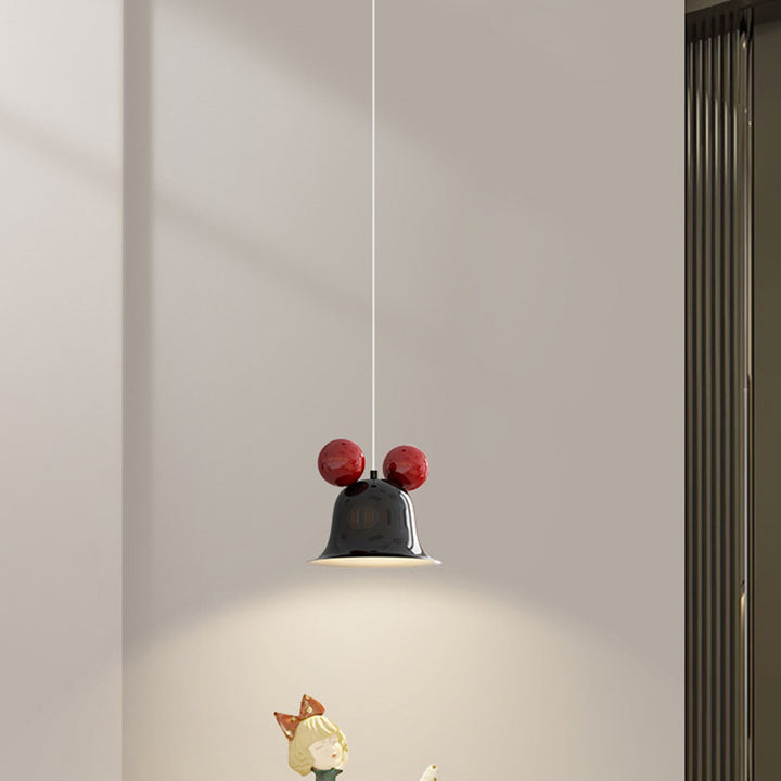 Zeitgenössische kreative runde Glockenform Eisen 1-Licht Pendelleuchte für Schlafzimmer 