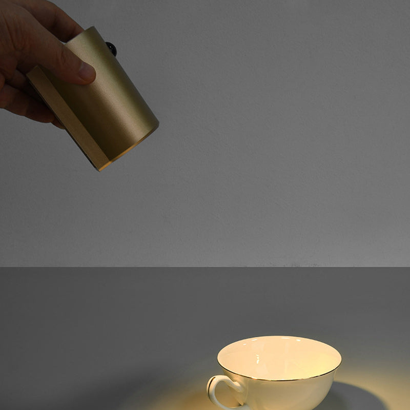 Applique murale LED en résine avec cylindre de charge électromagnétique à succion minimaliste moderne pour chambre 