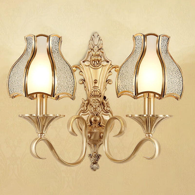 Bougeoir en forme de fleur avec tige incurvée moderne de luxe, cadre en laiton massif, abat-jour en verre, applique murale 1/2 lumière pour salon 