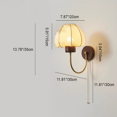 Applique murale 1 lumière en forme de dôme rétro contemporain avec cadre en cuivre plein et bois de noyer, abat-jour en tissu, pour salon 