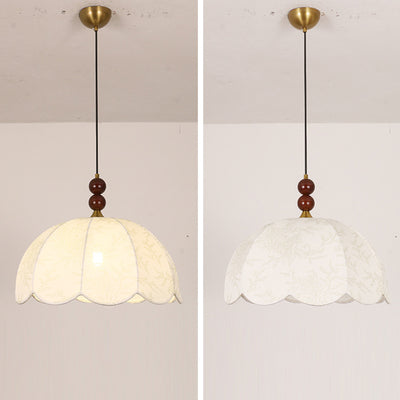 Traditionelle französische Pendelleuchte mit runden, gewellten Kanten, Massivholz, Stoffschirm mit Blumenmuster, 1 Licht, für Wohnzimmer 