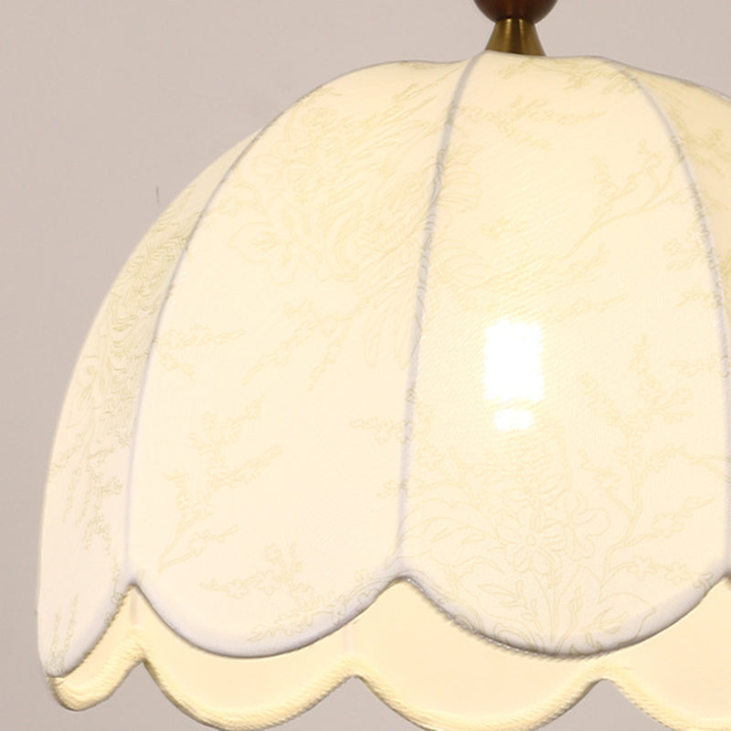 Traditionelle französische Pendelleuchte mit runden, gewellten Kanten, Massivholz, Stoffschirm mit Blumenmuster, 1 Licht, für Wohnzimmer 