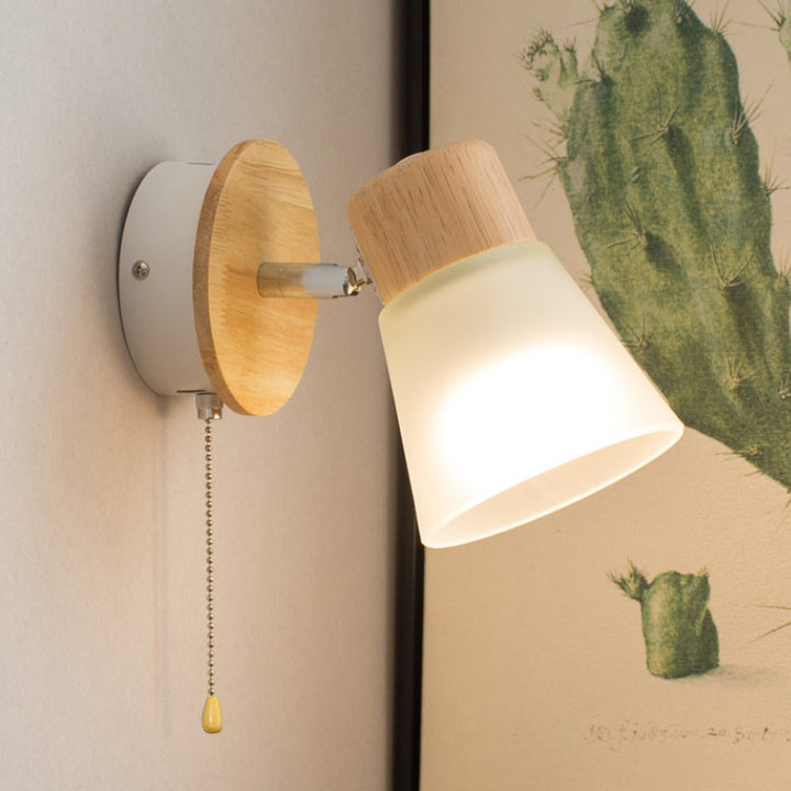 Applique murale 1 lumière en bois massif et fer avec abat-jour en verre de forme ronde nordique contemporaine pour chambre 