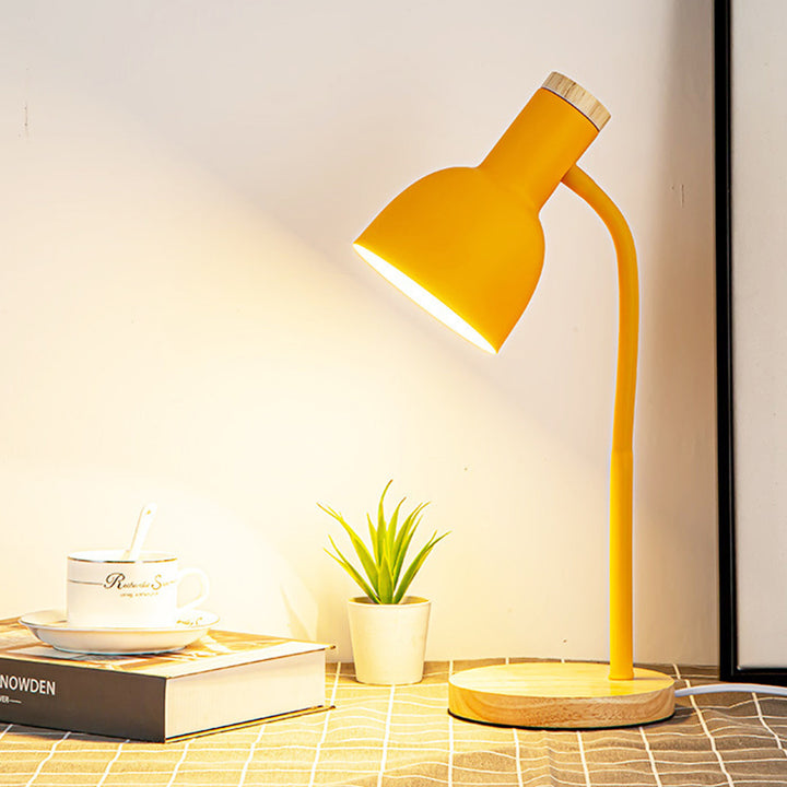 Lampe de table 1 lumière pour chambre à coucher avec abat-jour en fer de forme ronde minimaliste moderne et base en bois 