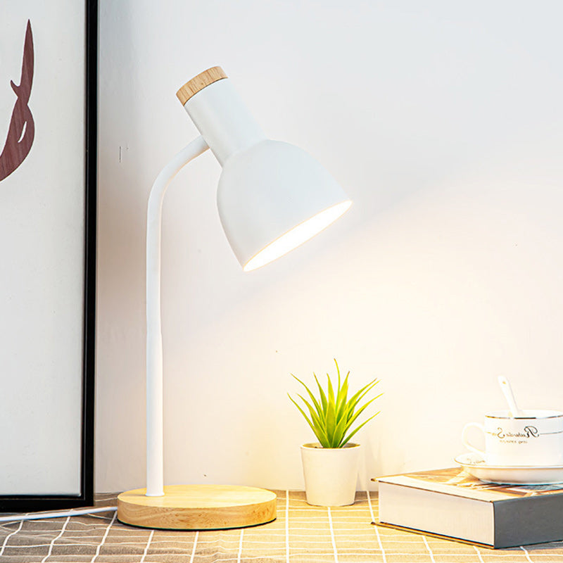 Lampe de table 1 lumière pour chambre à coucher avec abat-jour en fer de forme ronde minimaliste moderne et base en bois 
