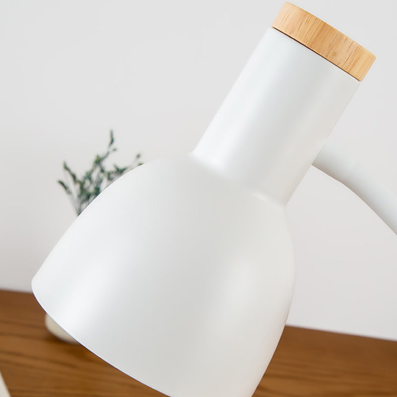 Lampe de table 1 lumière pour chambre à coucher avec abat-jour en fer de forme ronde minimaliste moderne et base en bois 