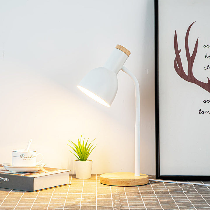 Lampe de table 1 lumière pour chambre à coucher avec abat-jour en fer de forme ronde minimaliste moderne et base en bois 