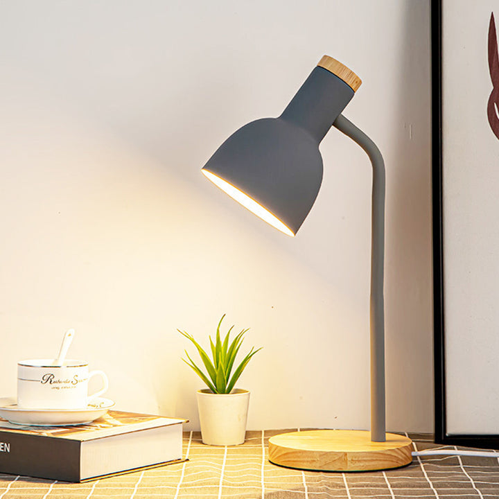 Lampe de table 1 lumière pour chambre à coucher avec abat-jour en fer de forme ronde minimaliste moderne et base en bois 
