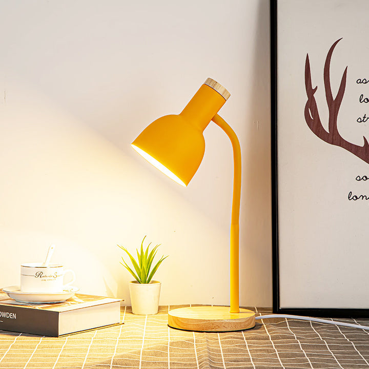 Lampe de table 1 lumière pour chambre à coucher avec abat-jour en fer de forme ronde minimaliste moderne et base en bois 