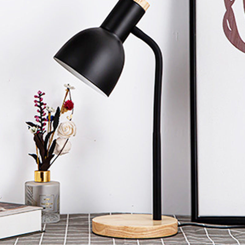 Lampe de table 1 lumière pour chambre à coucher avec abat-jour en fer de forme ronde minimaliste moderne et base en bois 