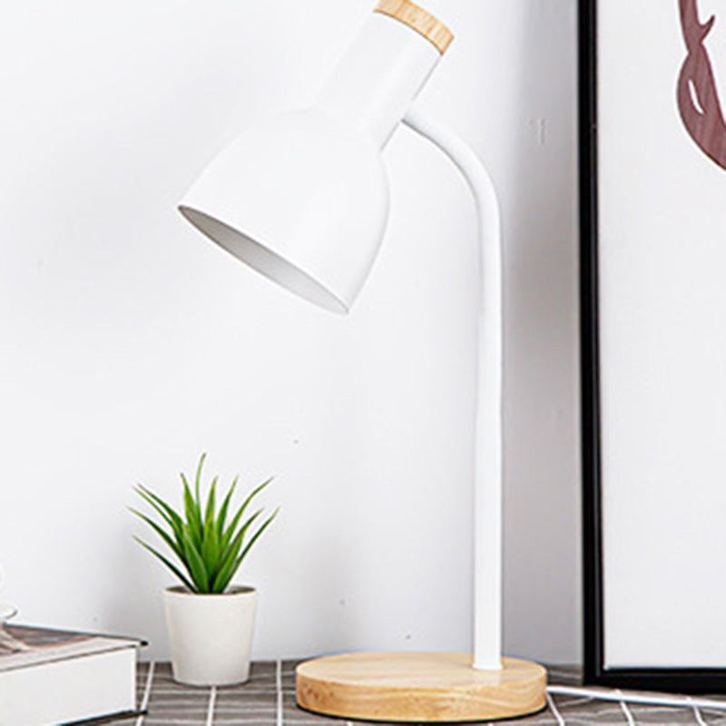 Lampe de table 1 lumière pour chambre à coucher avec abat-jour en fer de forme ronde minimaliste moderne et base en bois 