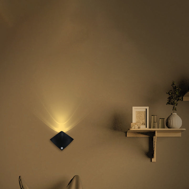 Lámpara de Aplique de Pared LED Acrílica en Forma de Pez Diablo Diamante Sensor Minimalista Moderna para Sala de Estar 