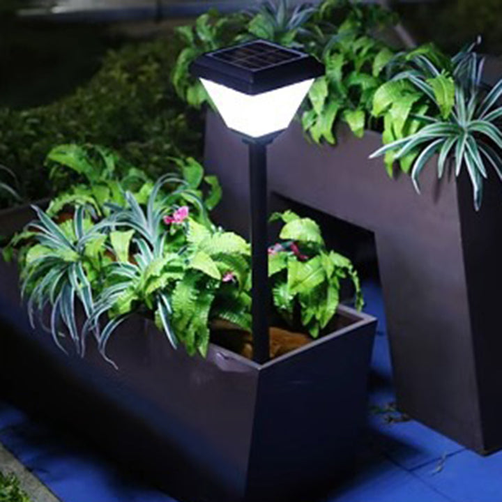 Modernes unbedeutendes quadratisches Kegel-Zylinder-ABS-PC LED-Bodenstecker-Außenlicht für Garten 