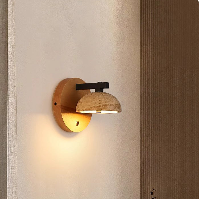 Aplique de pared LED con base de madera y pantalla de travertino amarillo en forma de cúpula media tradicional japonesa para sala de estar 