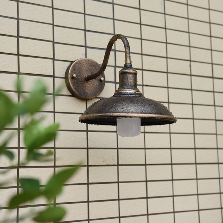 Lampe murale 1 lumière avec abat-jour en fer en forme de couvercle de pot rond industriel contemporain pour patio extérieur 