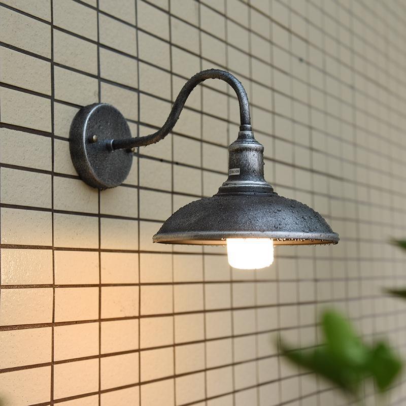 Lampe murale 1 lumière avec abat-jour en fer en forme de couvercle de pot rond industriel contemporain pour patio extérieur 