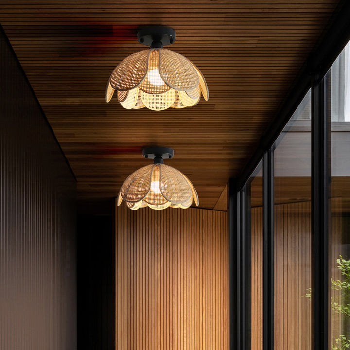Plafonnier semi-encastré à 1 lumière avec abat-jour tissé en rotin de pétale rond traditionnel japonais en fer pour salon 